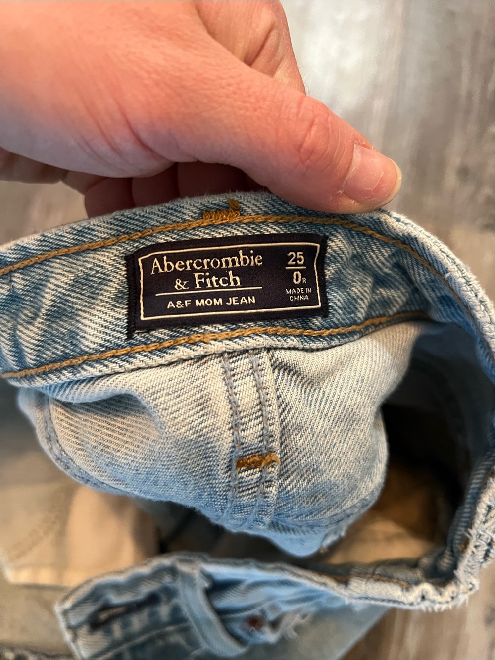 Abercrombie & Fitch Mom Jean - Picture 3 of 3